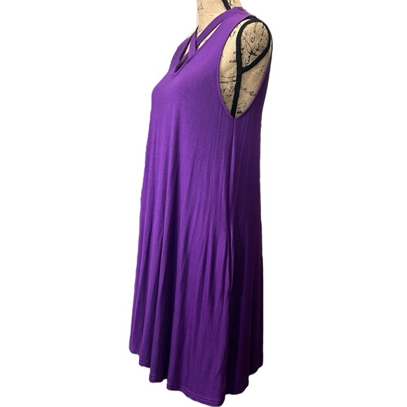 Lainab NWT Sleeveless purple dress with side pockets. Size large - Picture 4 of 6